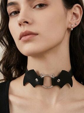 🦇"Midnight Feline" Faux-Leather Bat-Wing & Cat-Ring Choker